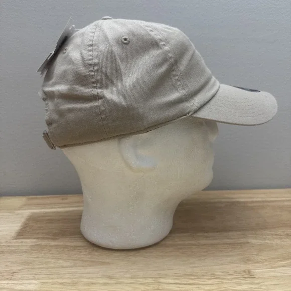NWT Bioworld Super Mario Brothers 8 Bit Strapback Hat Gaming Baseball Cap OSFM - Picture 4 of 13